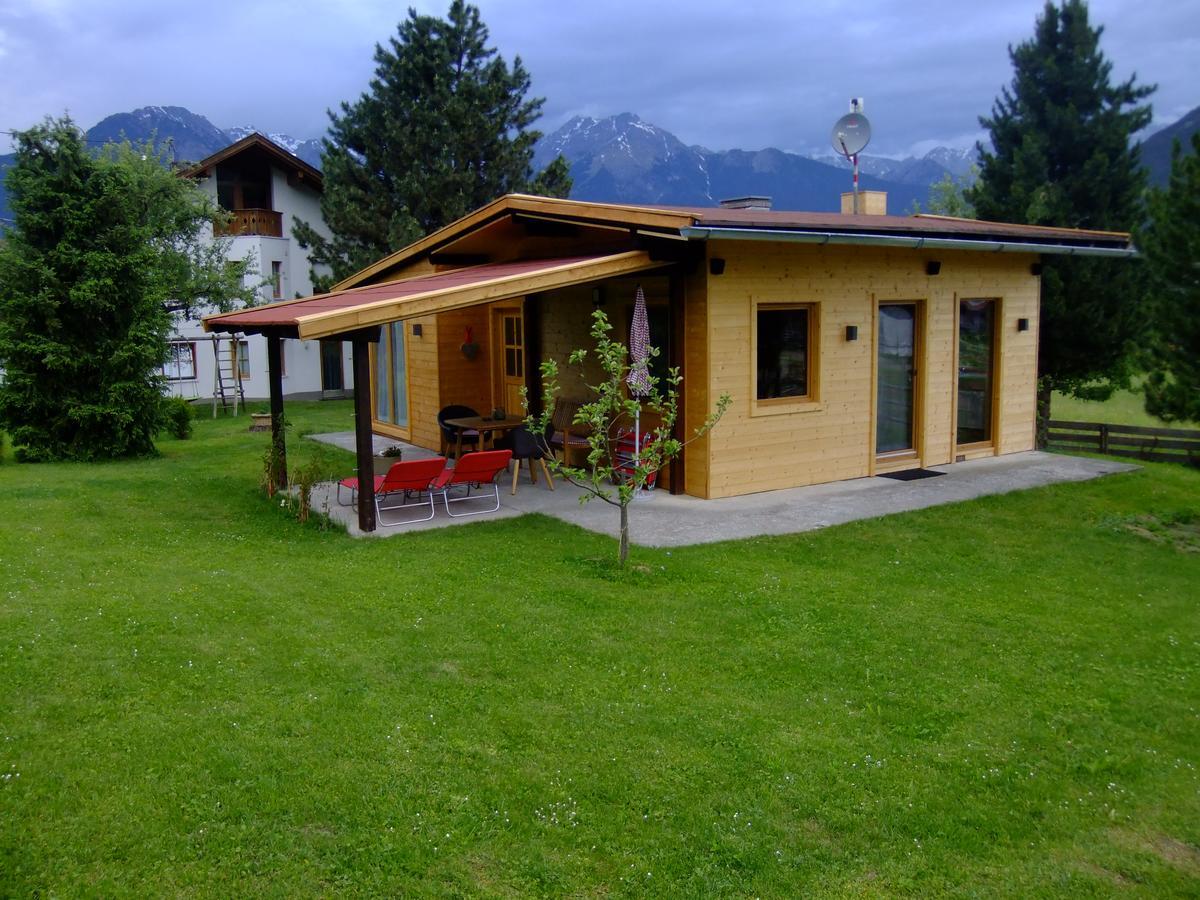 Chalet Auszeit Arzl im Pitztal Esterno foto